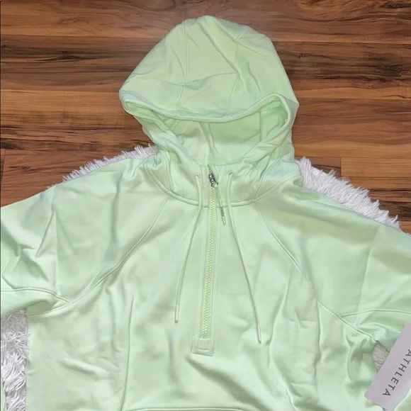 Athleta Unstoppable Fleece Lined Half Zip Sweatshirt Size Medium Mint Tint NEW